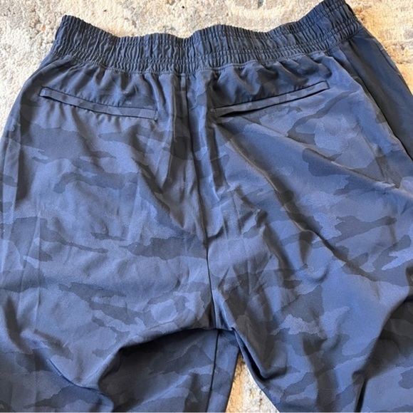 ATHLETA Brooklyn Textured Joggers Blue‎ Camo Size 10 - Picture 9 of 10